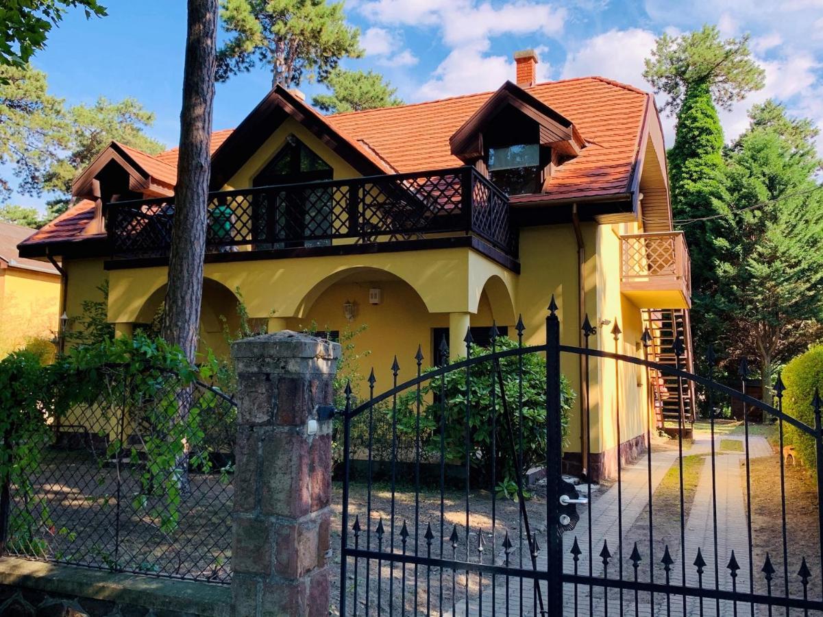 Villa B96 Siofok Exterior photo